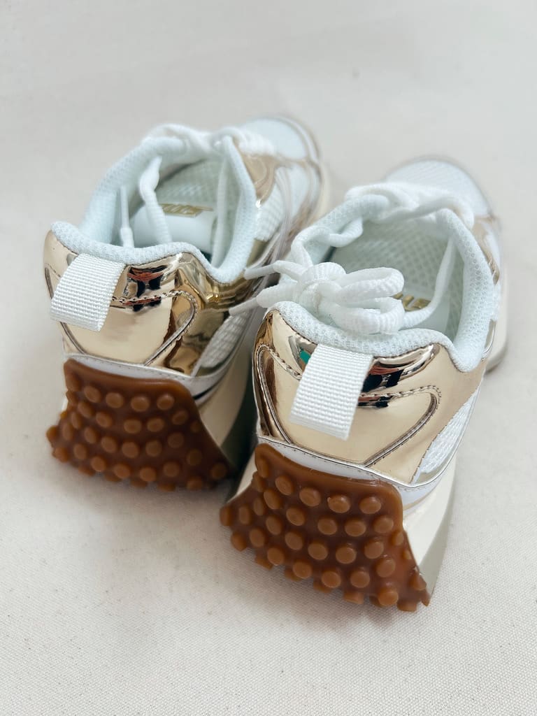 ★Steve Madden★新作★大人気★CYCLONE BEIGE★スニーカー Steve Madden Cyclone Suede Low-Top Platform Sneakers | Dillard's